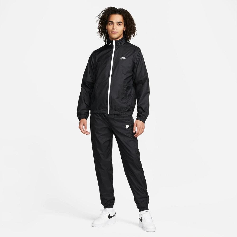 AGASALHO NIKE CLUB WOVEN MASCULINO REF:DR3337 — PRETO