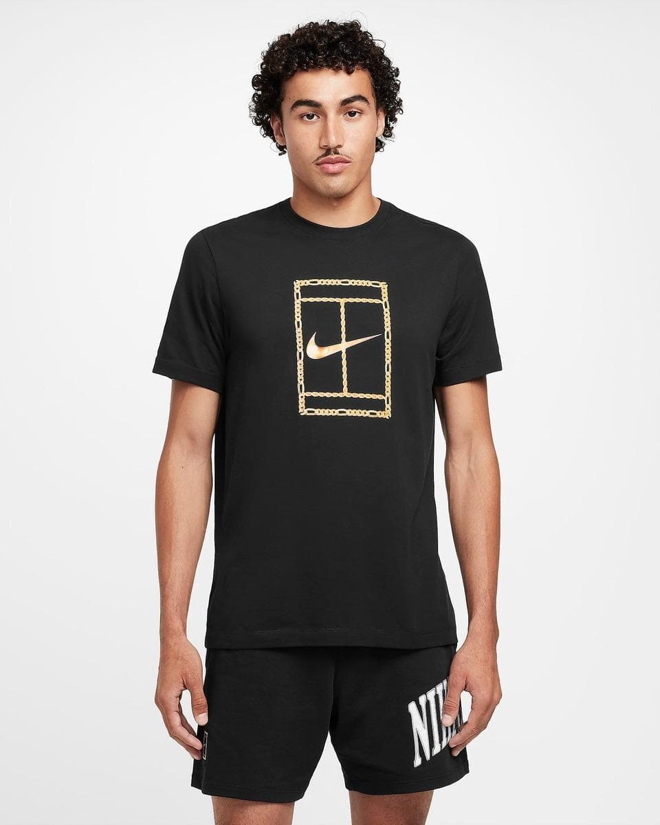 CAMISETA NIKE NKCT DF TEE HRT MASCULINA REF:HF6217 — PRETO