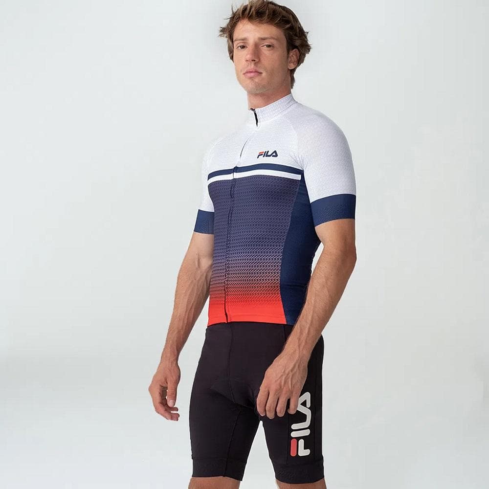 CAMISETA FILA CYCLING MASCULINA REF:F11AT193 — BRANCO-AZUL-VERMELHO
